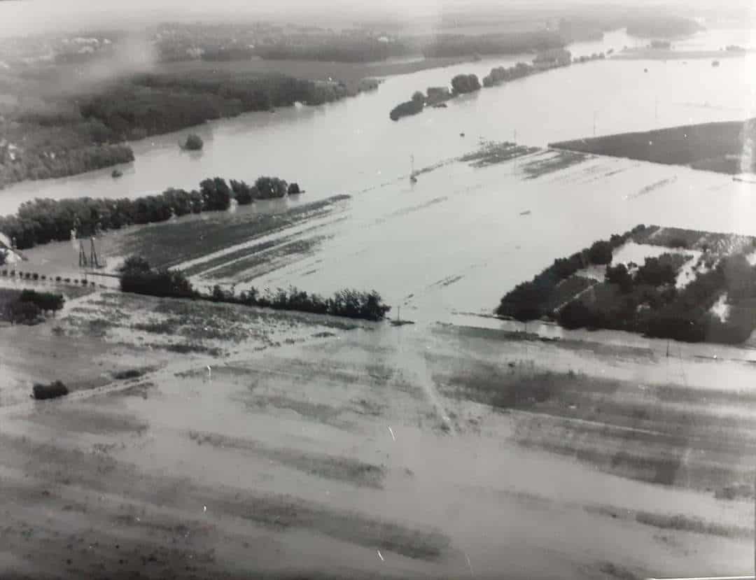 imaginile inundațiilor catastrofale din iulie 1975 - zeci de persoane au murit și au dispărut atunci din sibiu și alte 7 județe