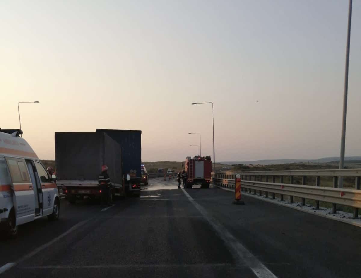 update: accident grav pe autostradă la aciliu - patru victime, una încarcerată