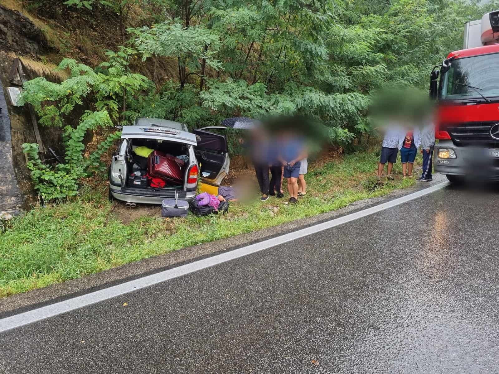 UPDATE: Accident pe DN7 la Cârligul Mic - Două TIR-uri și două mașini implicate