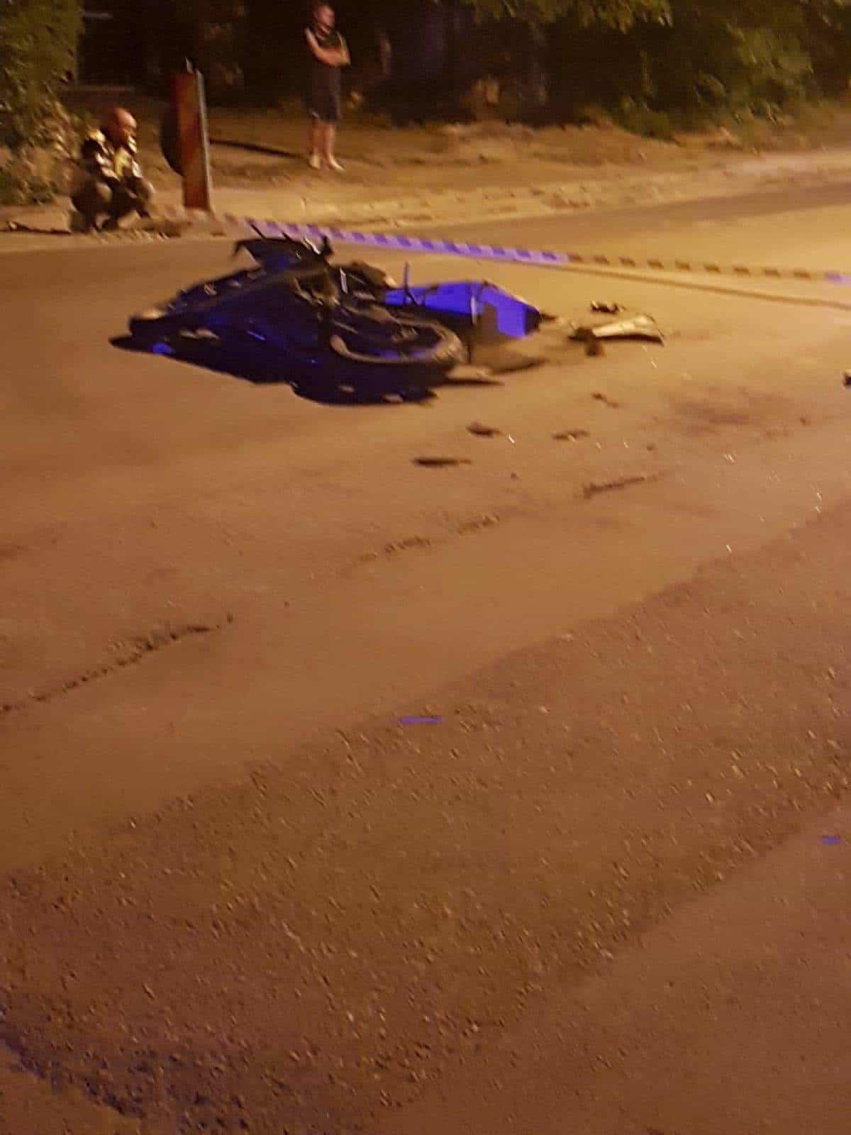 imagini de la accidentul din cisnădie - motociclist: „am încercat să evit impactul, dar am intrat cu capul în geamul mașinii”