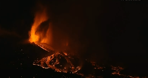 live video erupție vulcanică în la palma - insulele canare - imagini spectaculoase