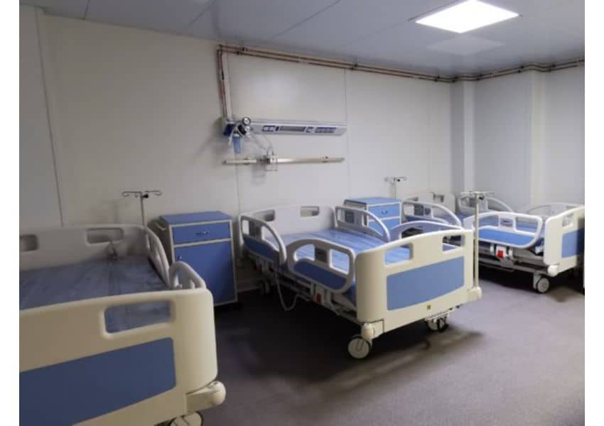criză de paturi libere la terapie intensivă pentru bolnavii de covid-19. doar 12 paturi mai sunt disponibile la nivel național