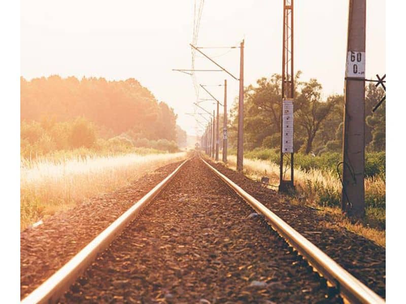 programul „discover eu” reîncepe - tinerii vor putea să călătorească gratuit cu trenul în toată europa