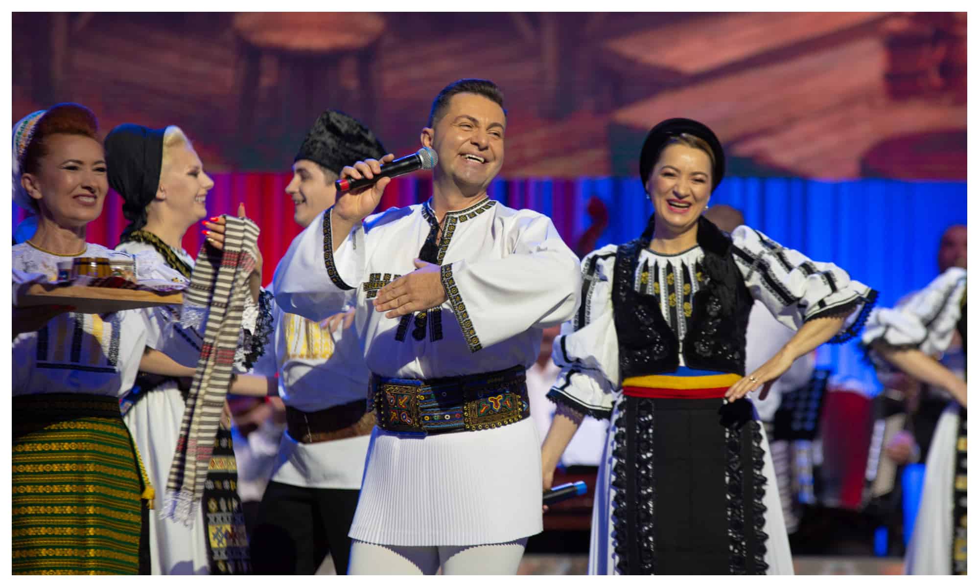 Harta dansului popular din România, creionată la Festivalul „Ioan Macrea”