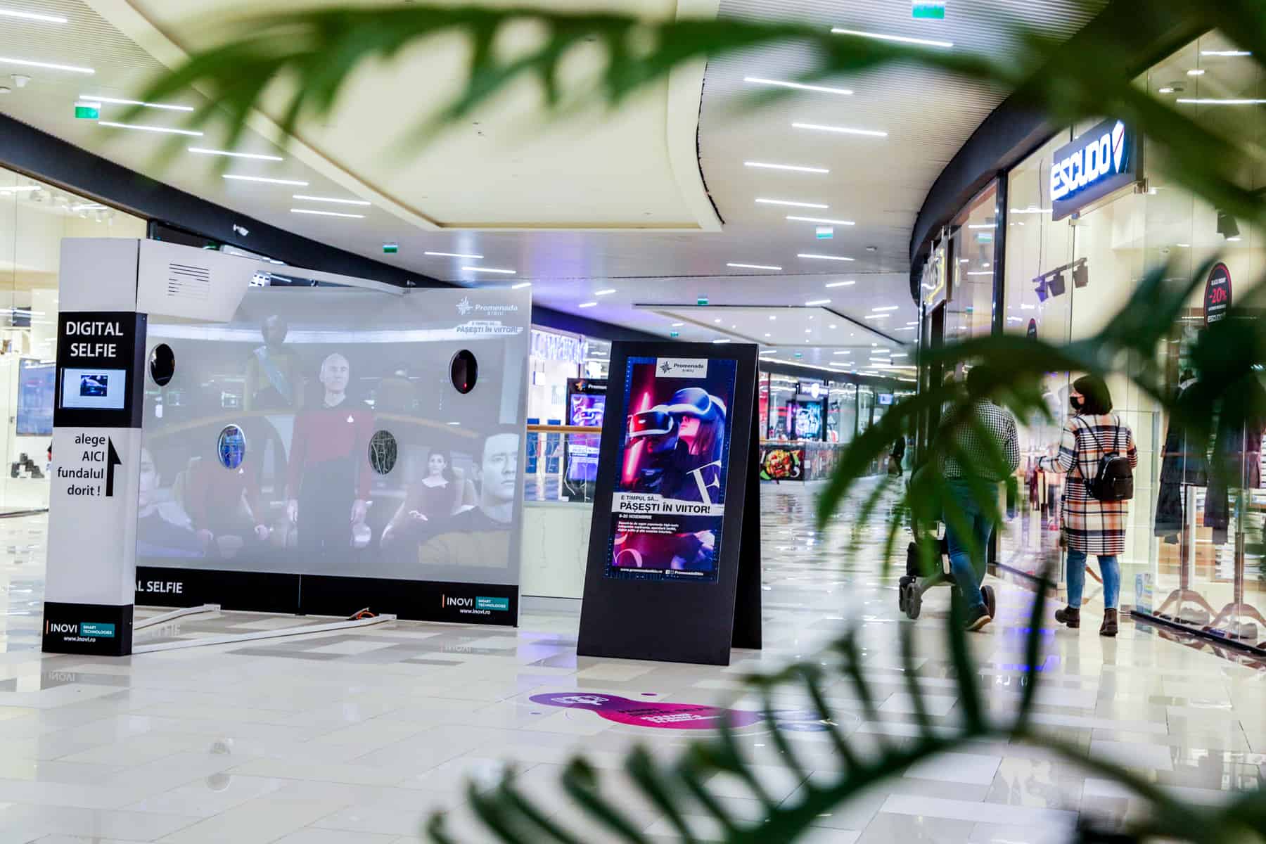 Holograme, spațiu pentru digital selfies și aparatură tactilă: la Promenada Sibiu E timpul… să pășești în viitor