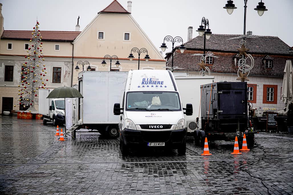 video foto: centrul sibiului, din nou „scenă” pentru filmări - se „toarnă” o nouă reclamă