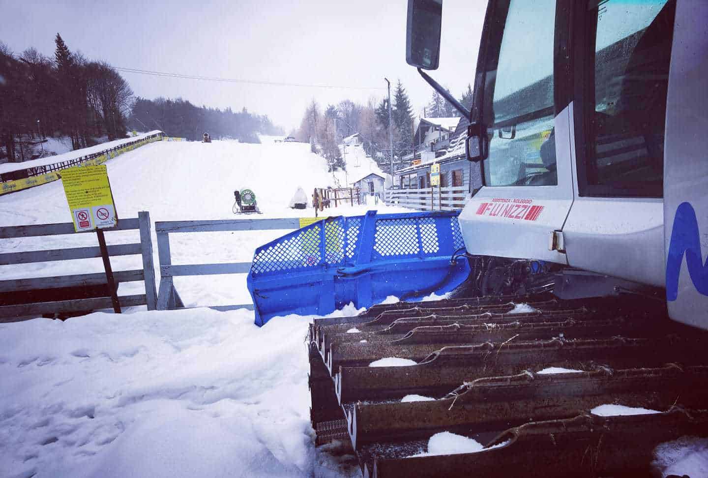 video zăpada s-a depus la munte. în ce stațiuni din românia se poate schia