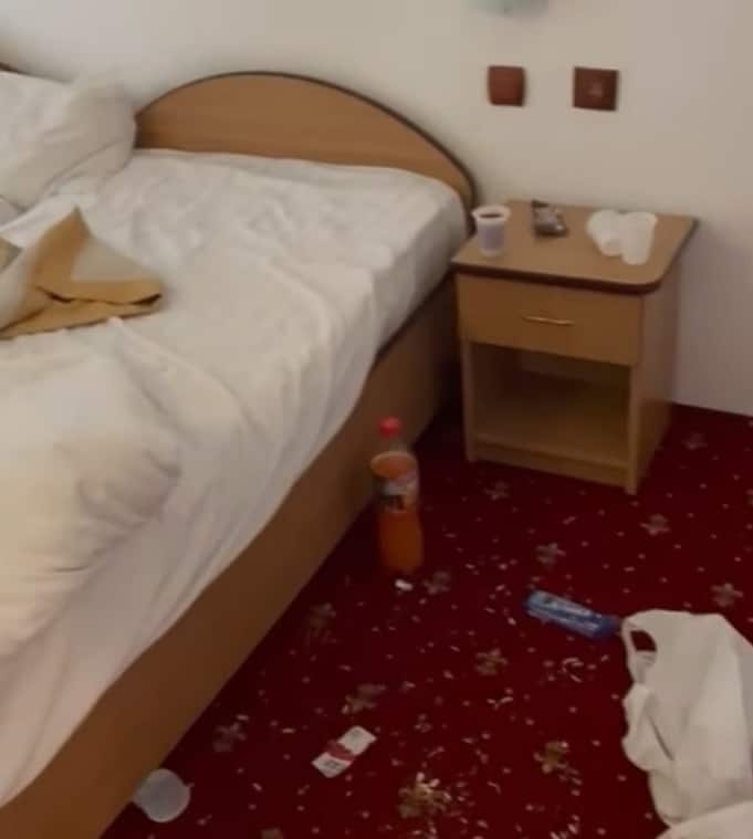 video o cameră de hotel din slănic moldova a fost distrusă de mai mulți turiști