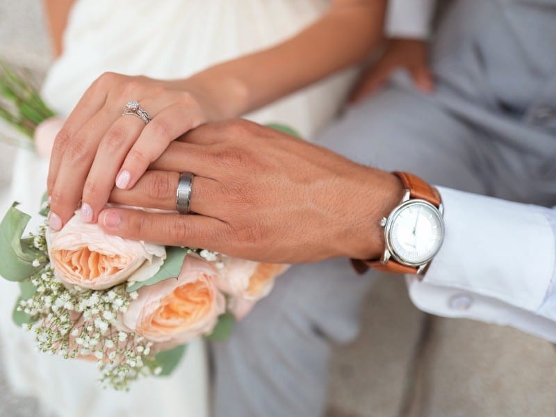 mai multe căsătorii și mai puține divorțuri în 2022 la sibiu - sute de cupluri și-au unit destinele anul trecut