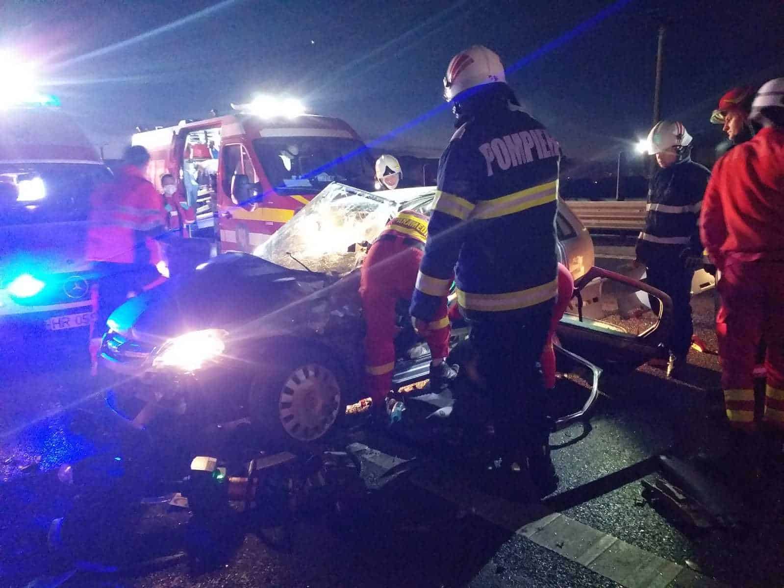 accident în lanț pe autostradă la ieșirea spre agnita între două tir-uri, un autoturism și un utilaj de deszăpezire