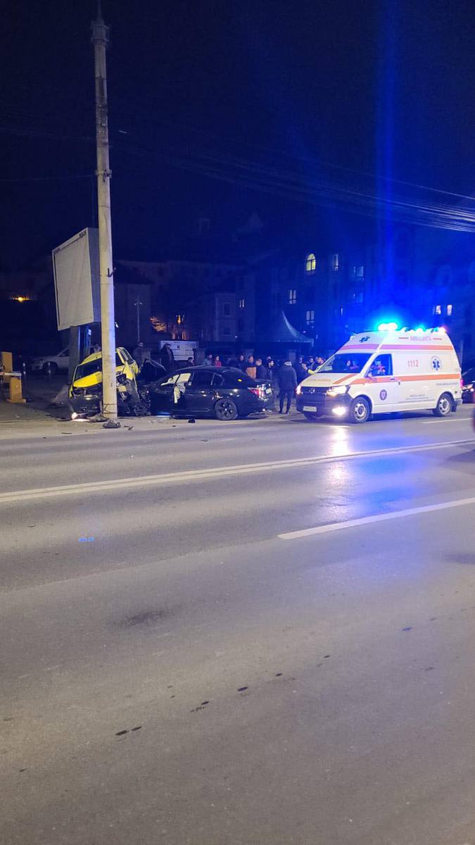 VIDEO FOTO Accident grav pe strada Constituției - Cinci mașini implicate