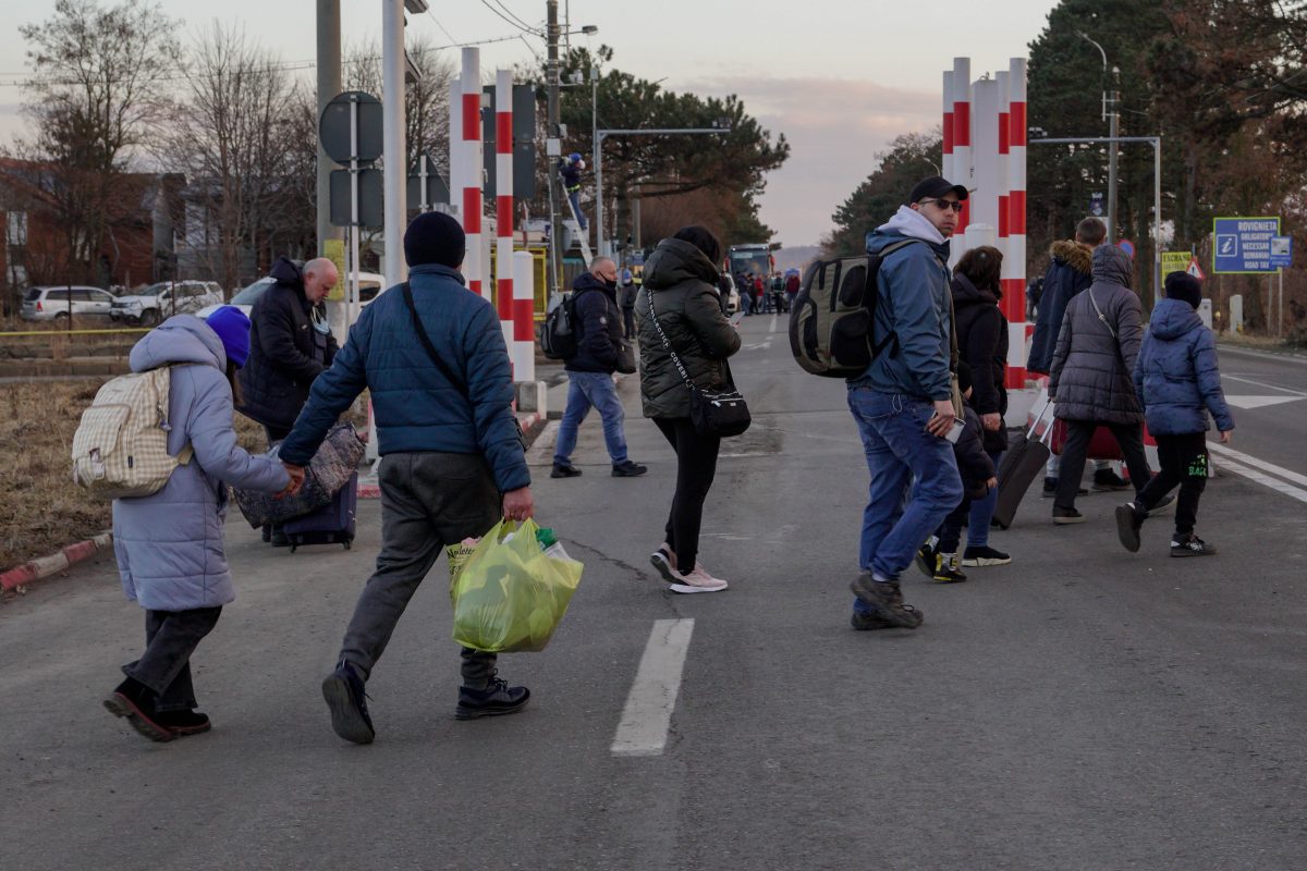 drama unui copil de 14 ani din ucraina care vrea să ajungă la sibiu - a venit singur până la vamă