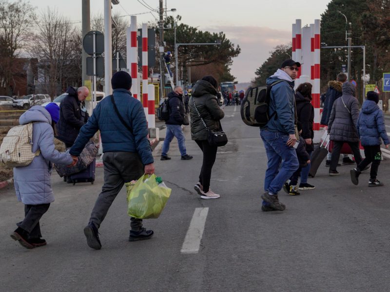 drama unui copil de 14 ani din ucraina care vrea să ajungă la sibiu - a venit singur până la vamă