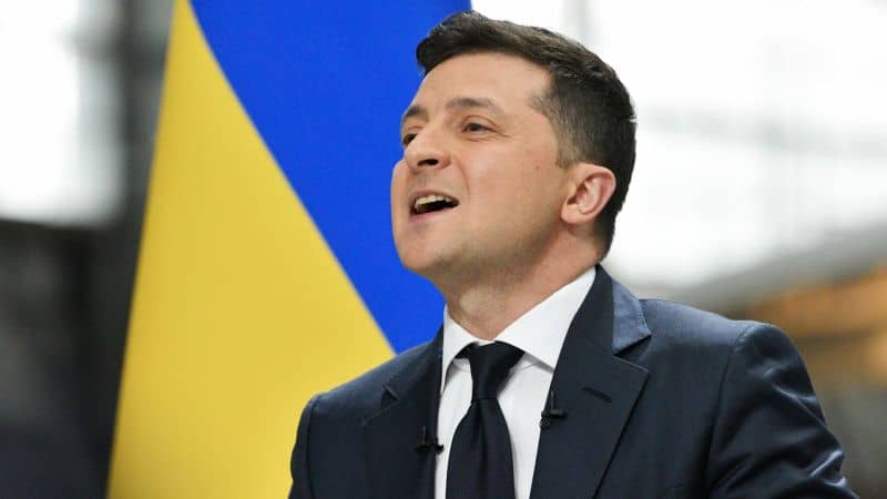 președintele ucrainei a vorbit la telefon cu emmanuel macron - ”cerem încetarea focului”