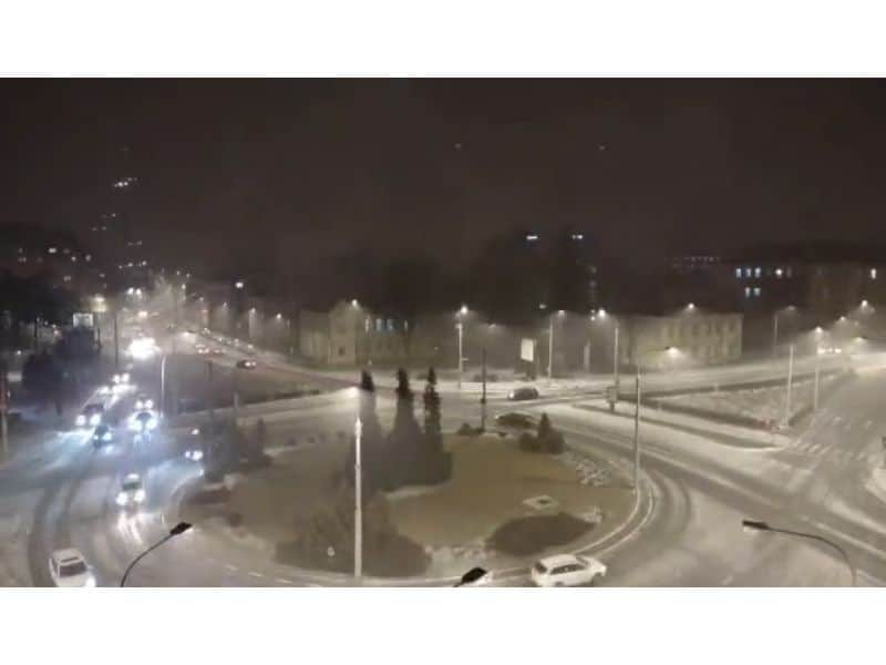 video: imagini din timpul furtunii de zăpadă de luni seară de la sibiu