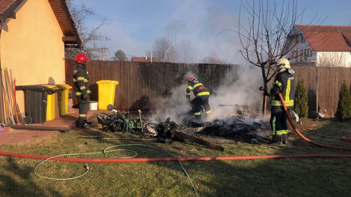 foto: incendii la cisnădie și cisnădioara - au ars două magazii