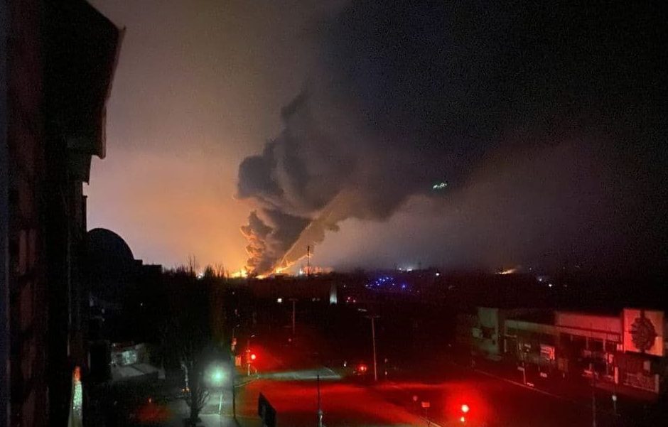 VIDEO Momentul în care aerodormul din Starokonstantinov a fost atacat cu rachete