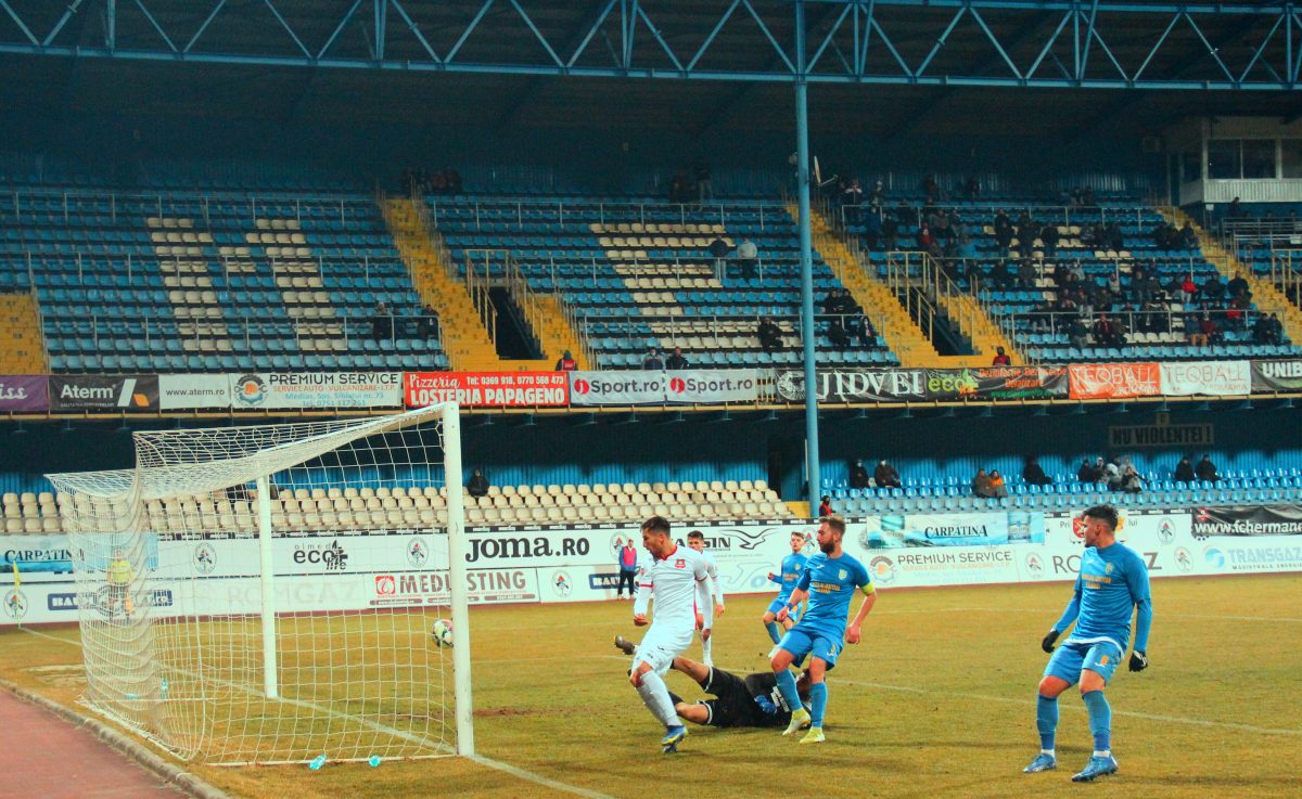 fc hermannstadt joacă marți cu u cluj la mediaș - meci vital în cursa pentru promovare