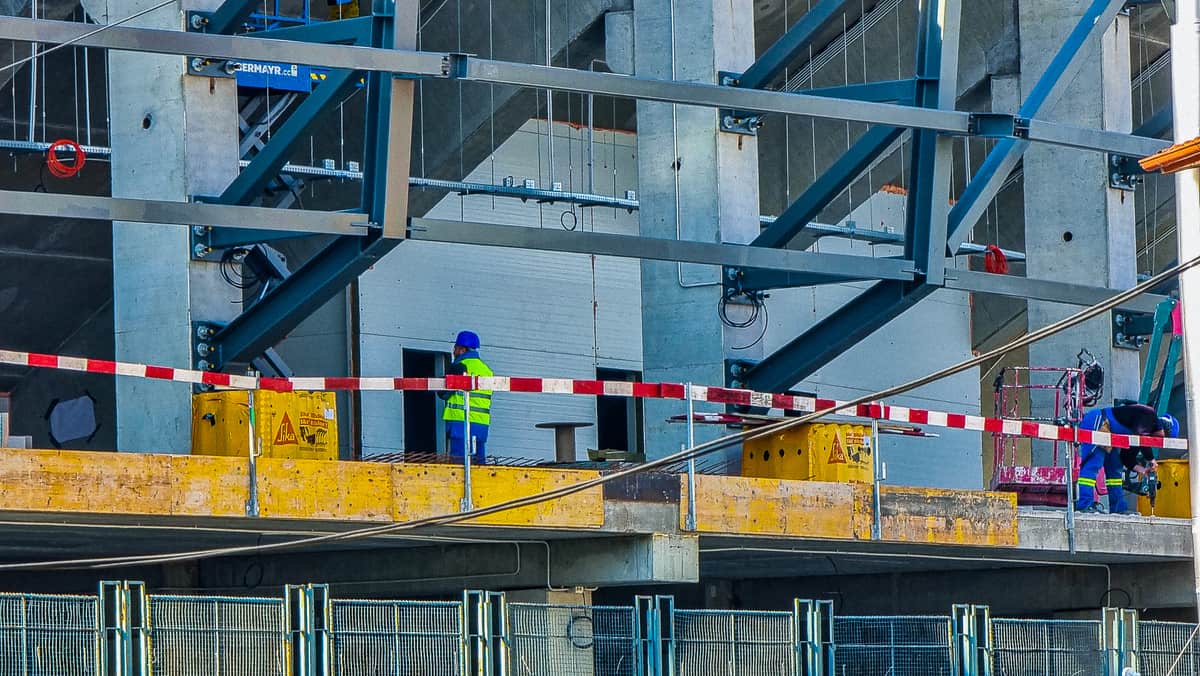 FOTO Stadionul Municipal e gata în proporție de șaizeci la sută - Se lucrează la interioare