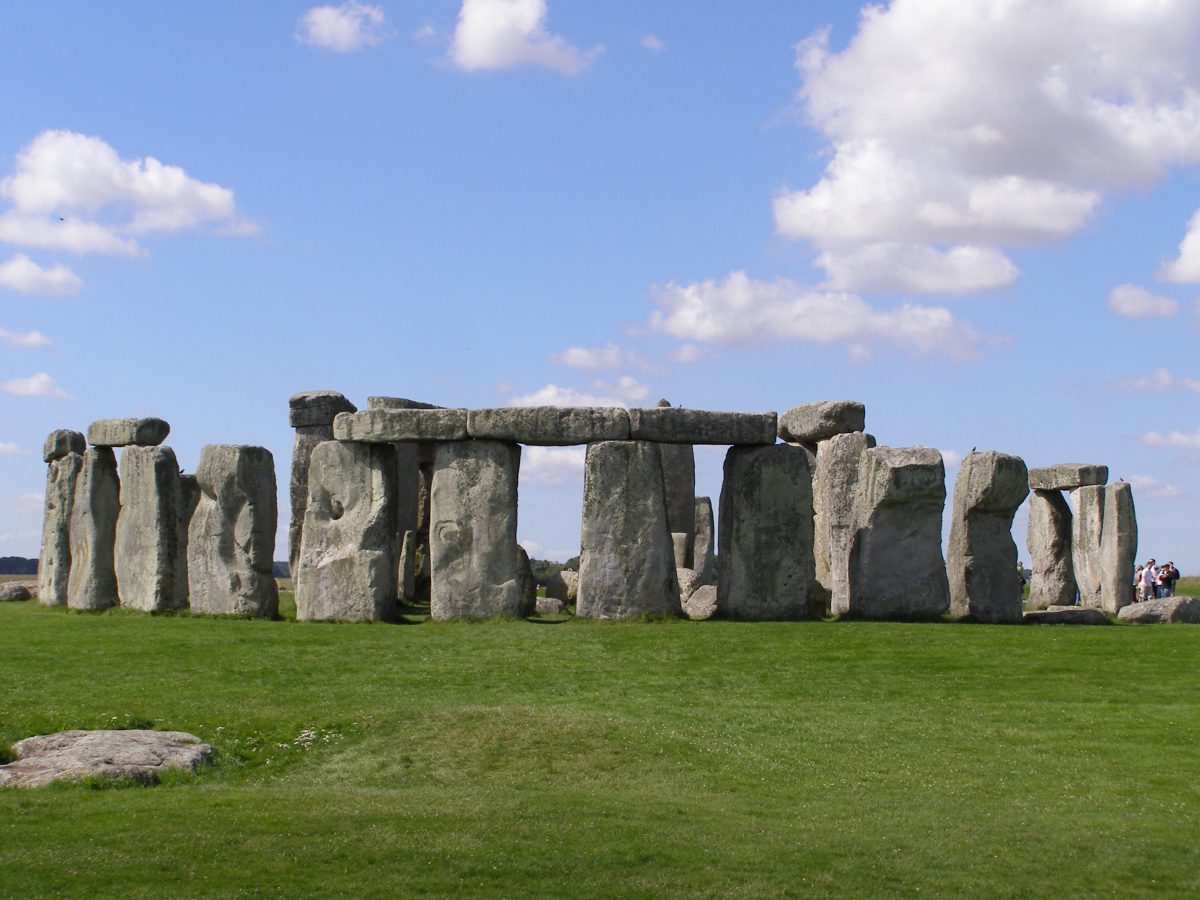 complexul stohenge este posibil să fi fost un calendar preistoric - numărul și așezarea pietrelor indică acest lucru