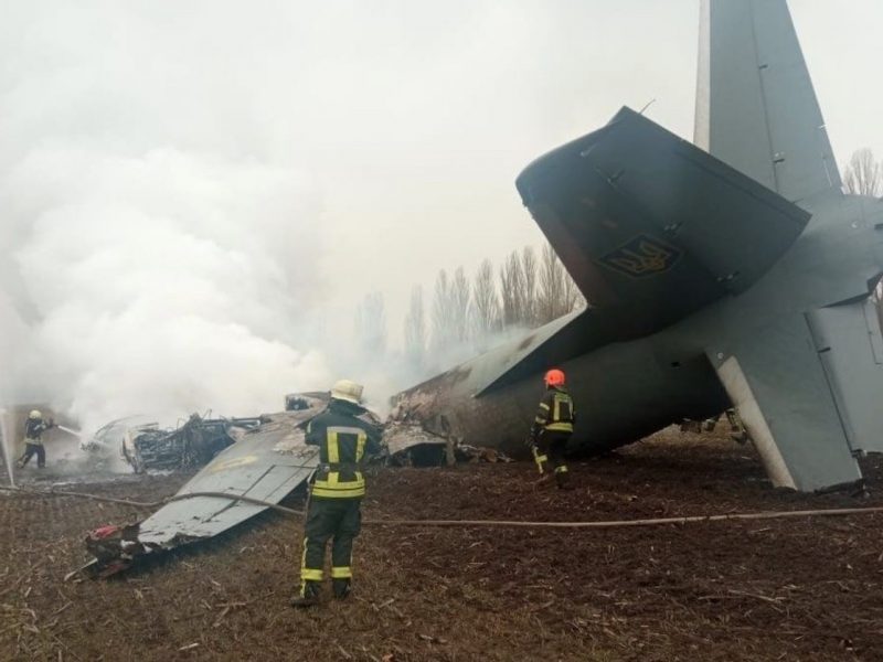 ucraina anunță că a doborât zeci de avioane rusești și a distrus două convoaie de armament
