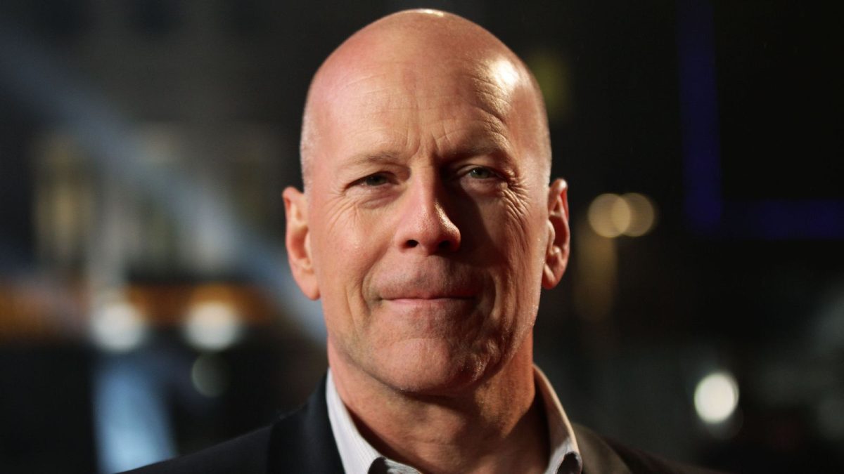 bruce willis a fost diagnosticat cu afazie - renunță la cariera de actor