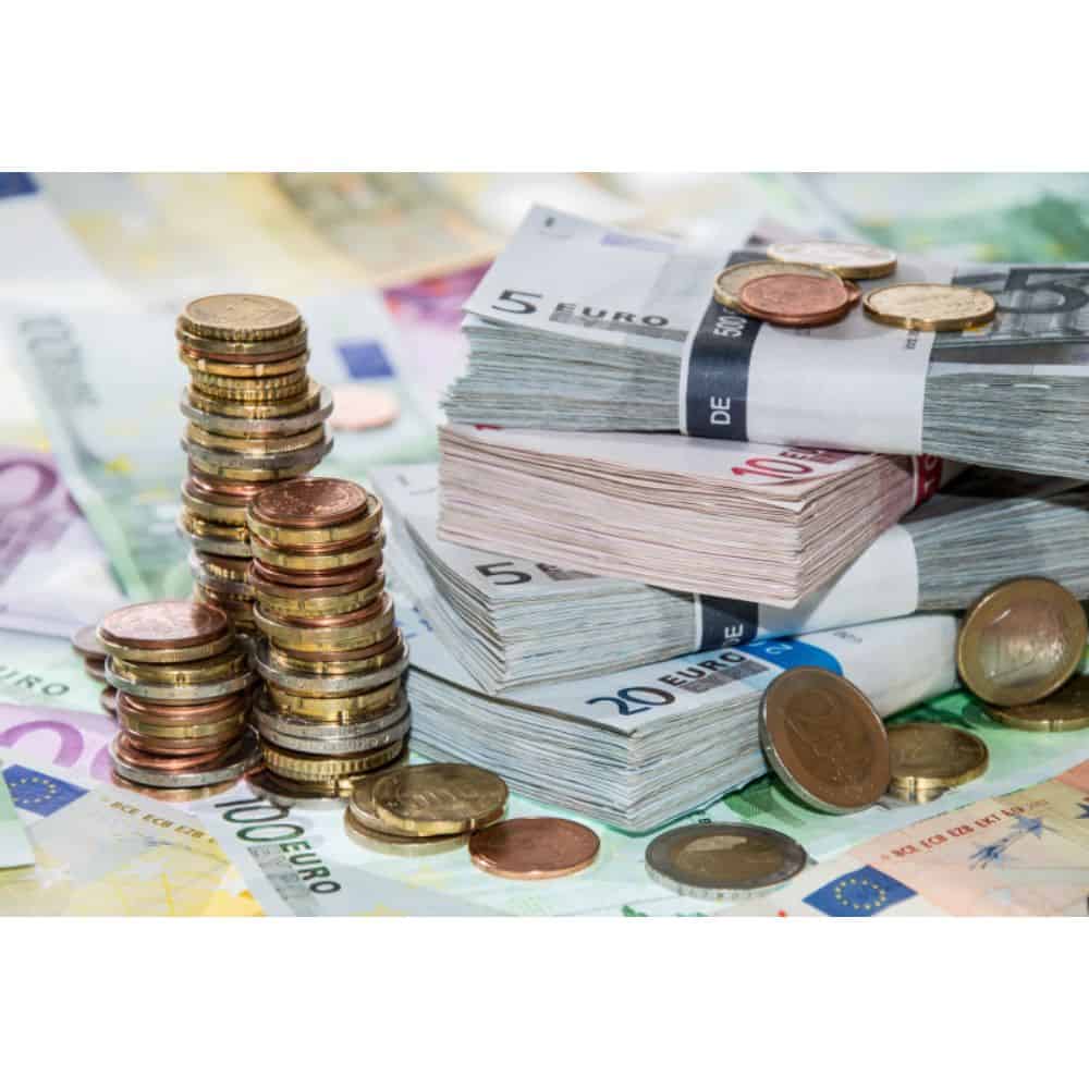datoria româniei externă a crescut cu aproximativ trei miliarde euro
