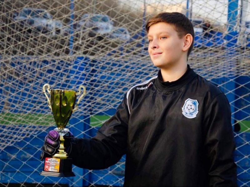 foto: vlad, copilul din ucraina care a fugit din calea războiului - acum joacă fotbal la interstar sibiu