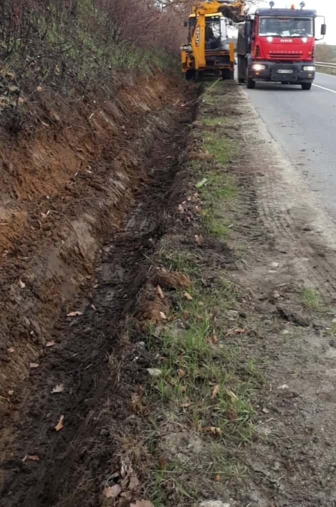 foto - reparații pe principalele drumuri județene din sibiu - au început lucrările