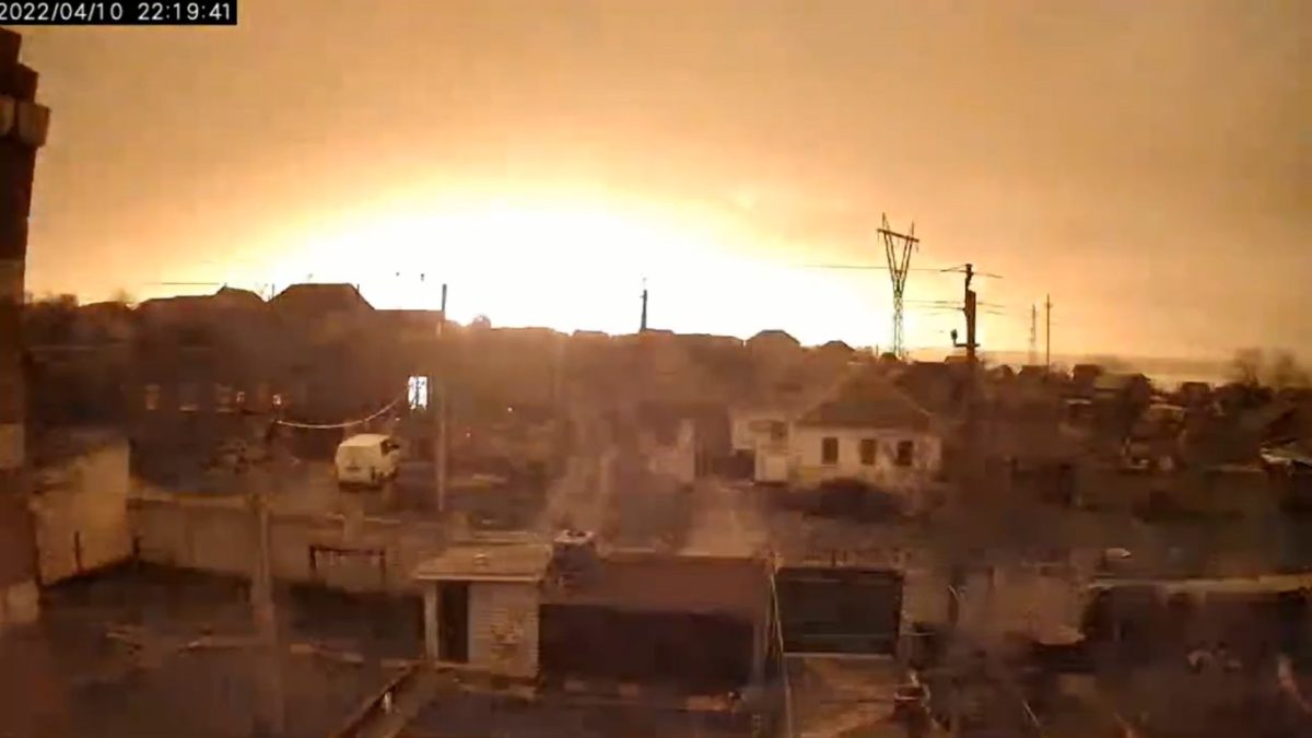 video cea mai puternică explozie din cele 47 de zile de război a zguduit duminică seară orașul nikolaev din estul ucrainei