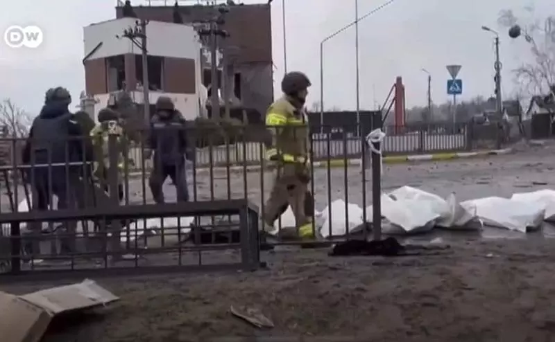 video femei împușcate de soldații ruși la irpin - au trecut cu tancurile peste cadavre