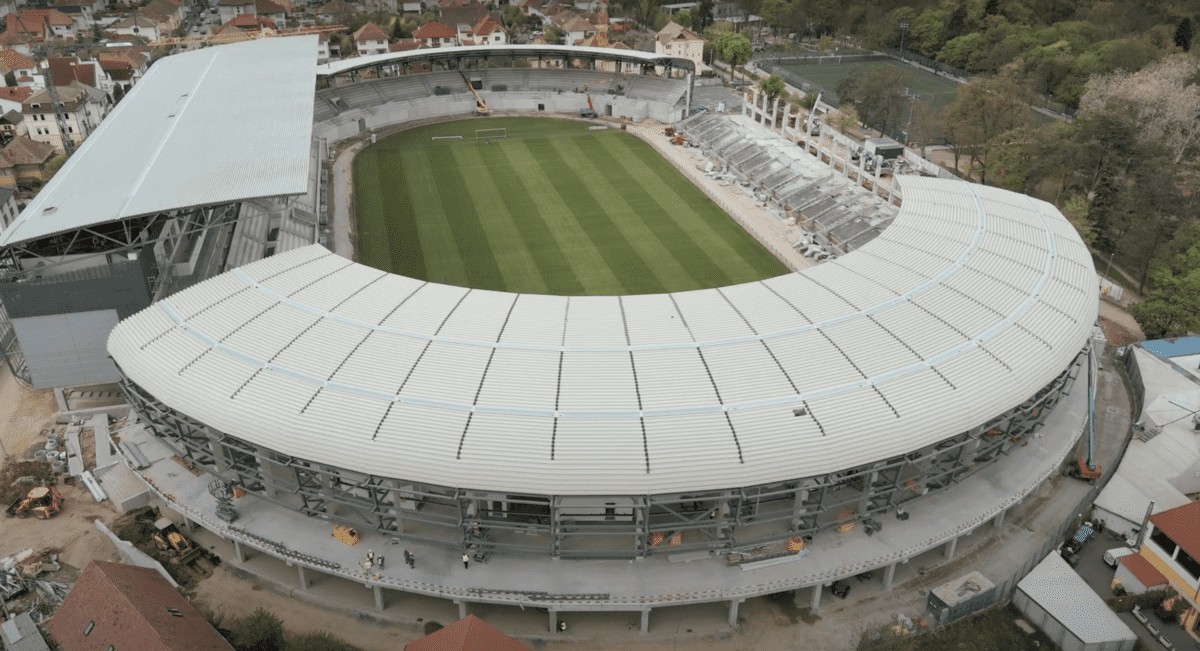 video foto imagini noi cu stadionul municipal - tribuna oficială și peluzele sunt gata - știm când se inaugurează arena!