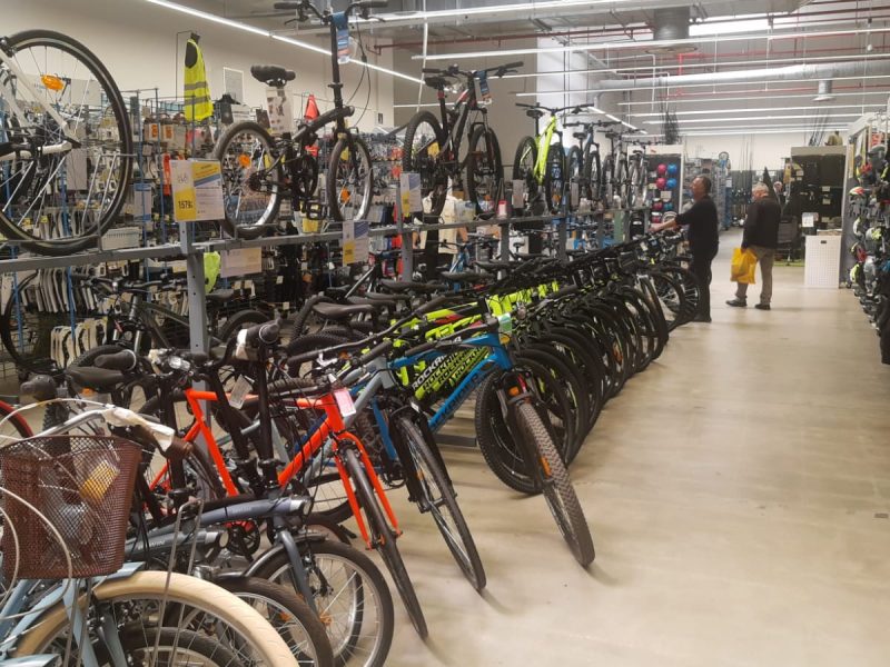 bicicletele s-au scumpit la sibiu - „avem mai puțini clienți. cele electrice câștigă teren”