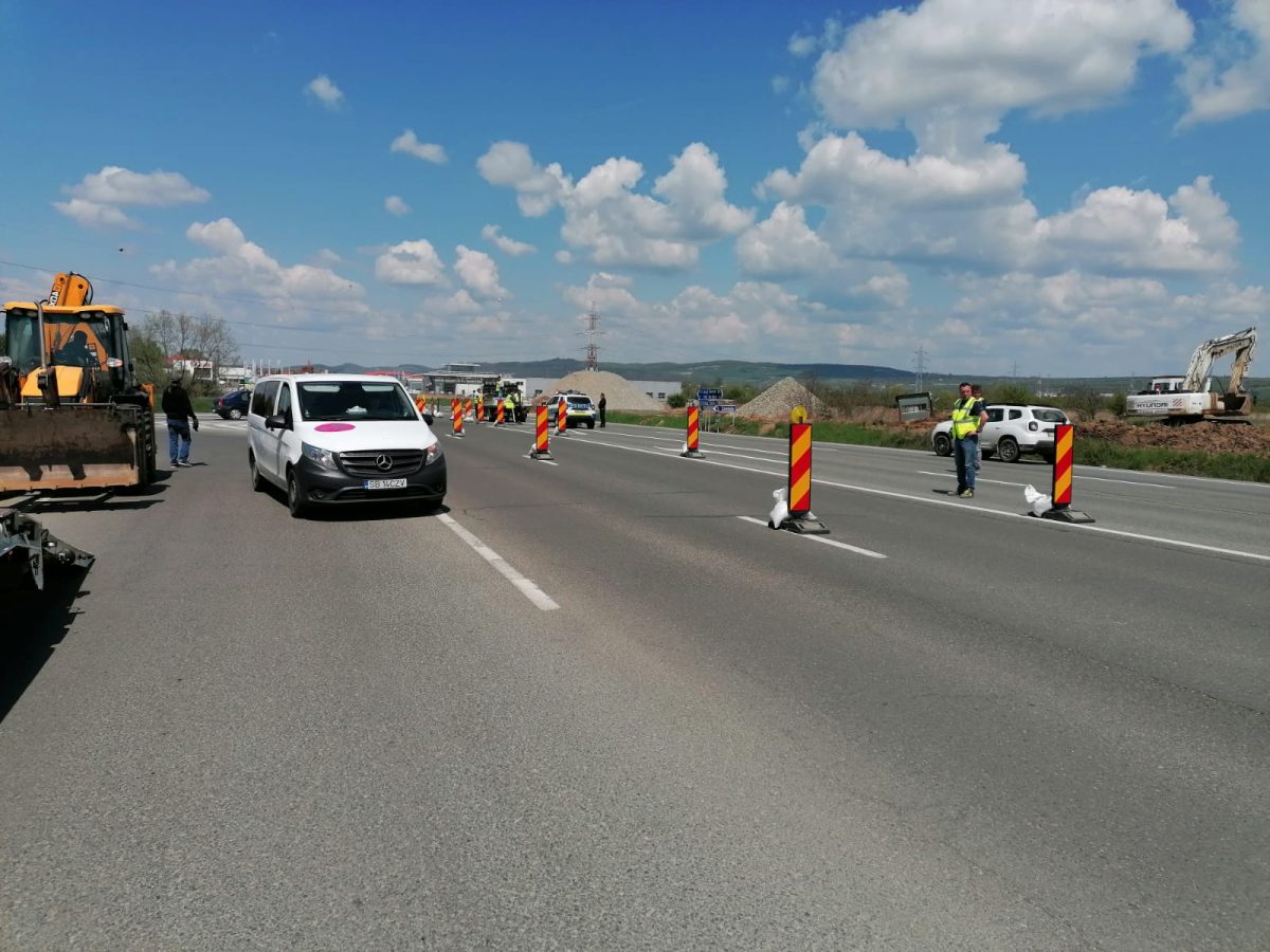 VIDEO: Circulație îngreunată pe DN1 - Se construiesc giratorii la Mohu și la intersecția cu Cisnădie