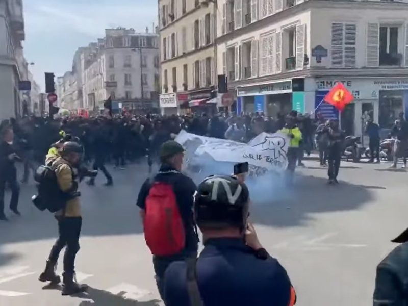 video miting transformat în violență la paris - magazine jefuite și zeci de oameni arestați