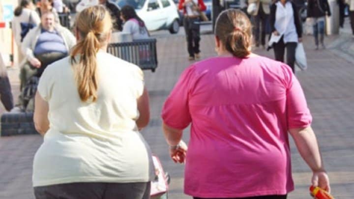 statistică - peste 70 la sută dintre oamenii de la țară sunt obezi sau supraponderali