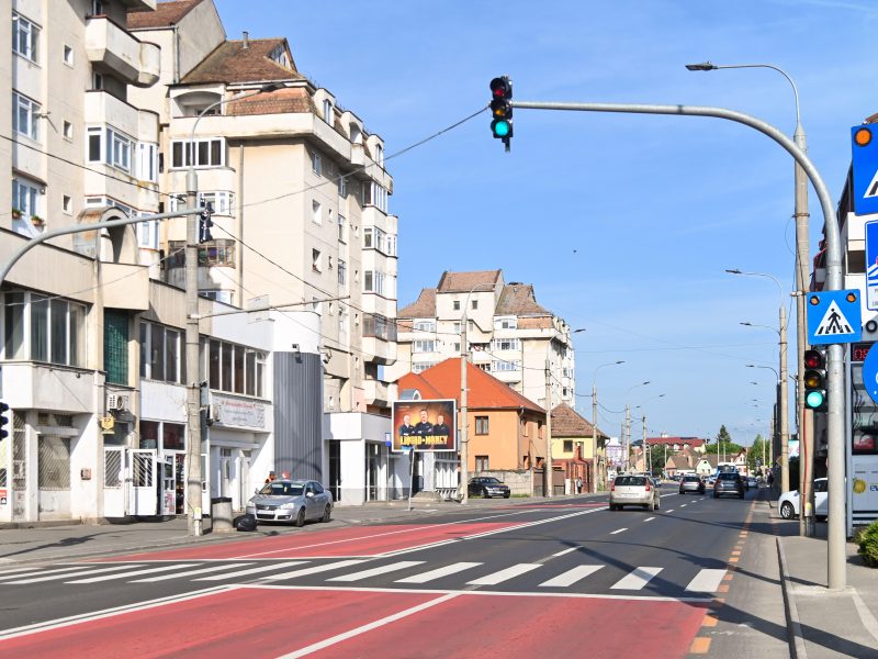 foto un nou semafor cu buton a fost montat pe şoseaua alba iulia