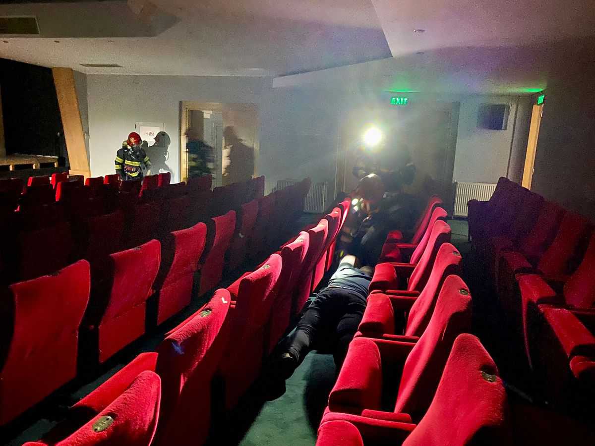 simulare de incendiu în sala de spectacole a teatrului „radu stanca” din sibiu