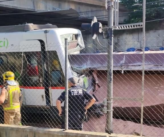 foto accident feroviar grav în spania - o persoană a murit, iar alte zeci sunt grav rănite