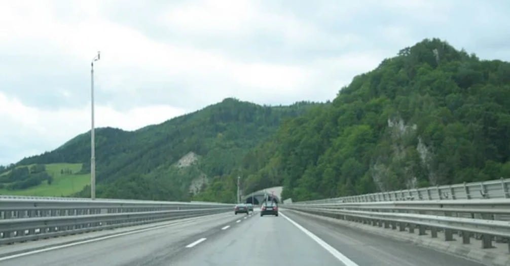 contractul pentru cel mai lung tunel de autostradă din românia ar putea fi semnat în octombrie