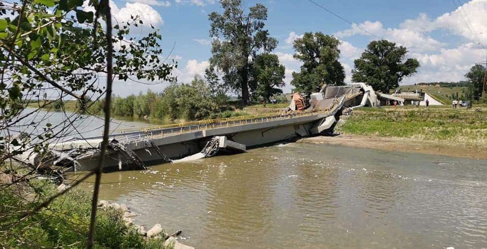 nicolae ciucă trimite armata la podul dărâmat din neamţ să găsească soluții de circulaţie în zonă