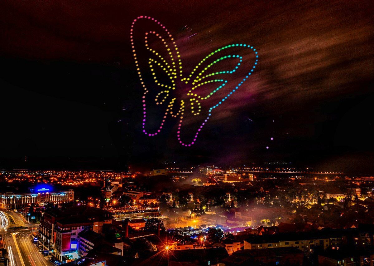 spectacol cu drone de revelion în locul focului de artificii - apostoiu: „am trimis propunerea primăriei”