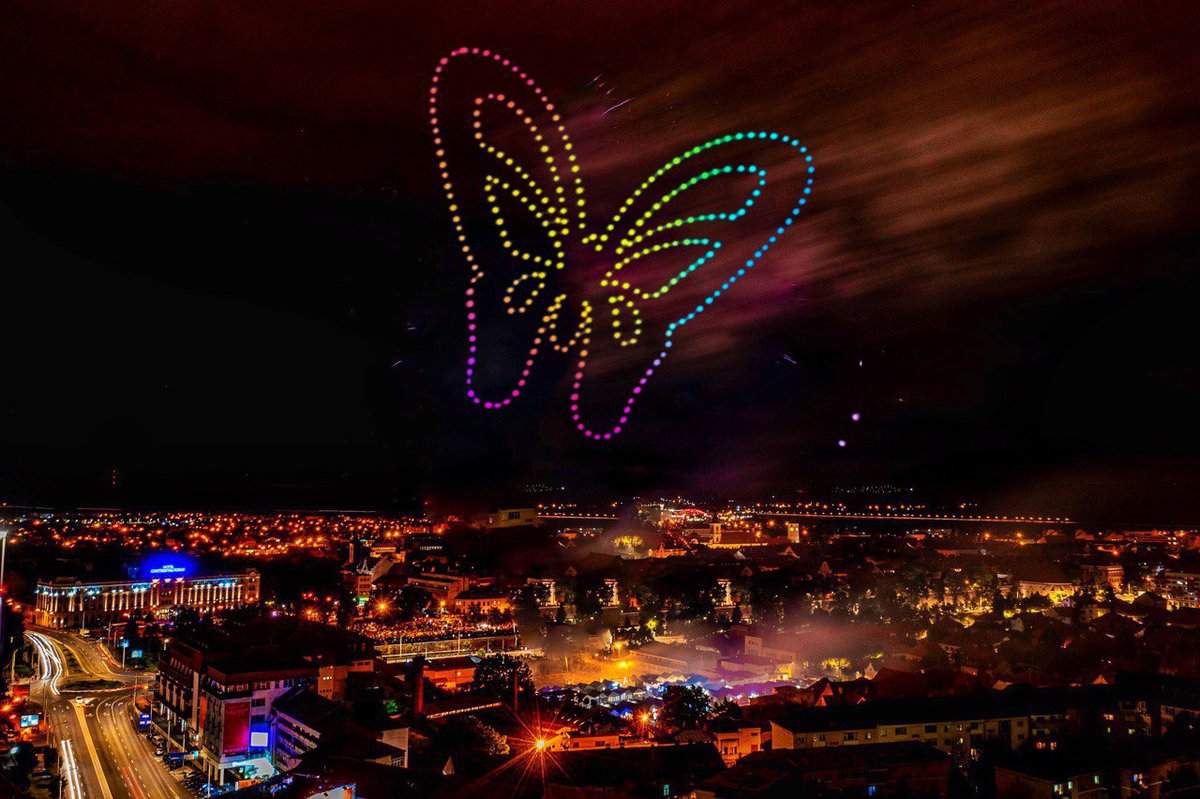 programul complet al festivalului internațional de teatru sibiu - acrobații, concerte și show cu drone și lasere