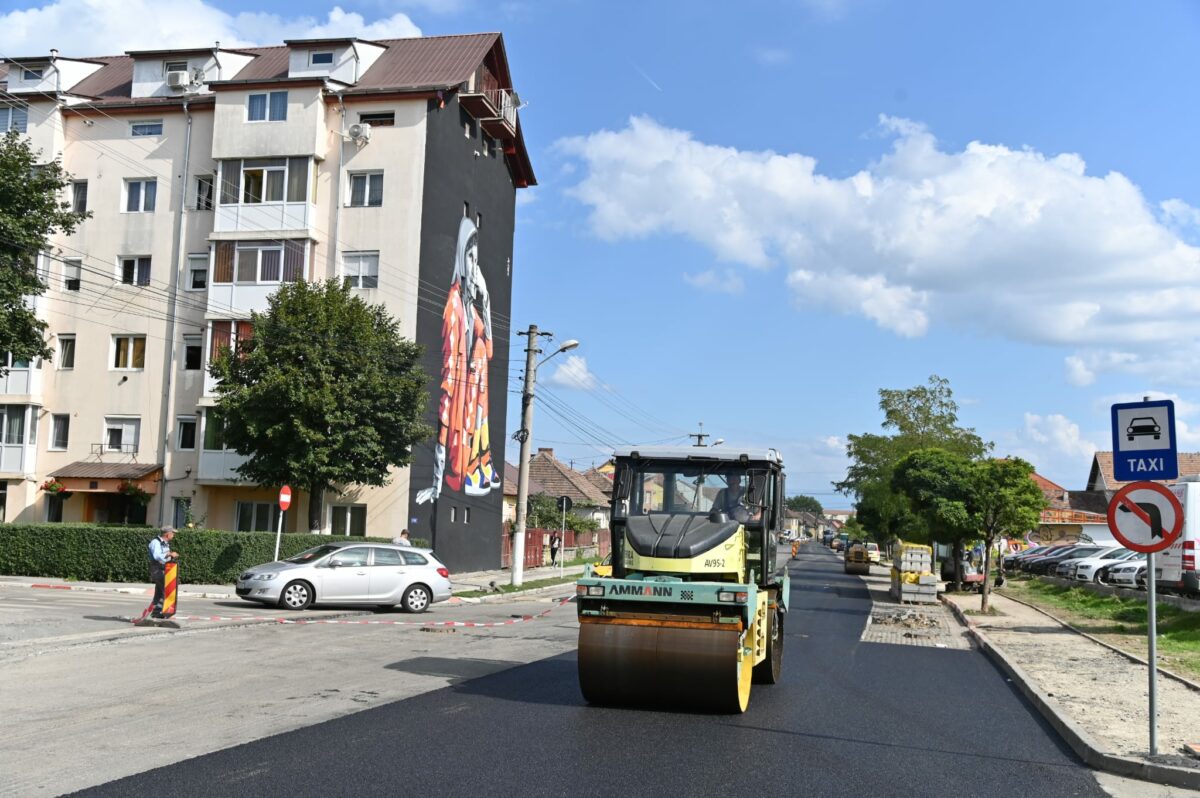 Se asfaltează strada Lungă din Sibiu - Lucrările se vor face noaptea