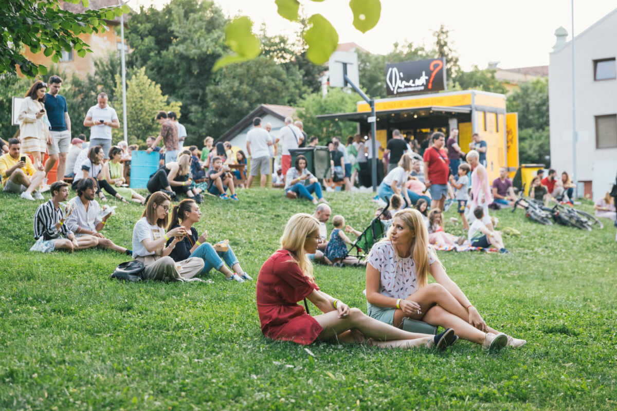 weekend atractiv la sibiu - street food și concerte la vino în parcul tineretului, petrecere la backyard și multe activități în oraș