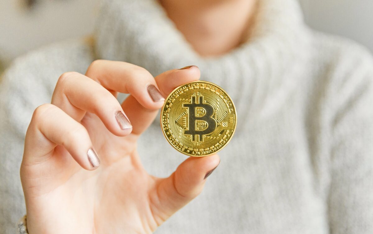 bitcoin a scăzut cu 6,53 la sută și a ajuns sub 20.000 de dolari