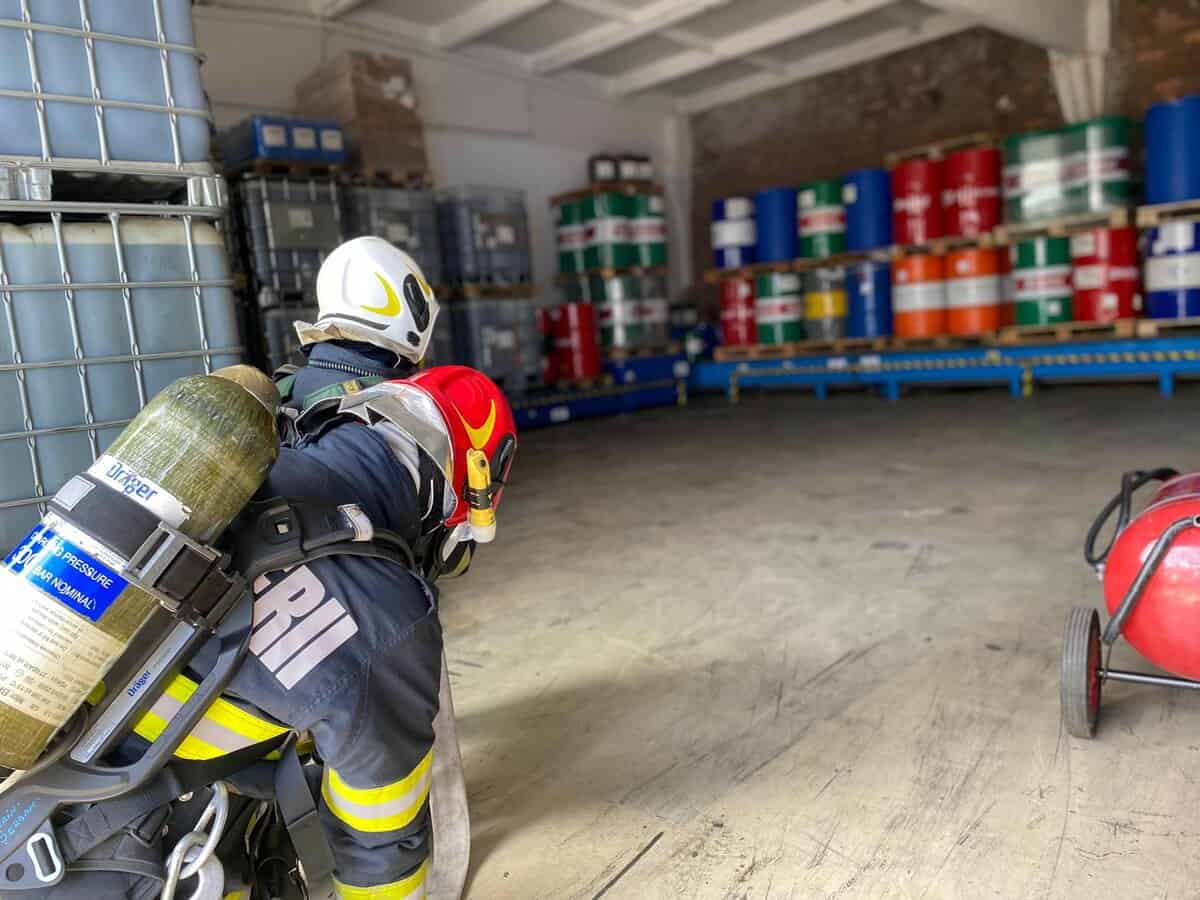 update foto: simulare de incendiu la o fabrică din sibiu