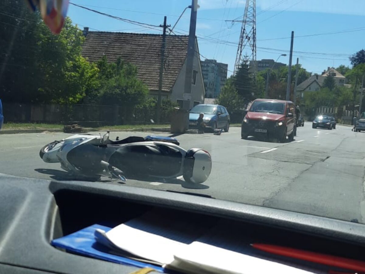 motociclist rănit la mediaș din cauza unui șofer care nu s-a asigurat