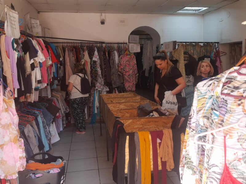 inflația reorienteazā sibienii cātre magazinele second - hand - "găsești haine destul de ok, uneori și branduri"
