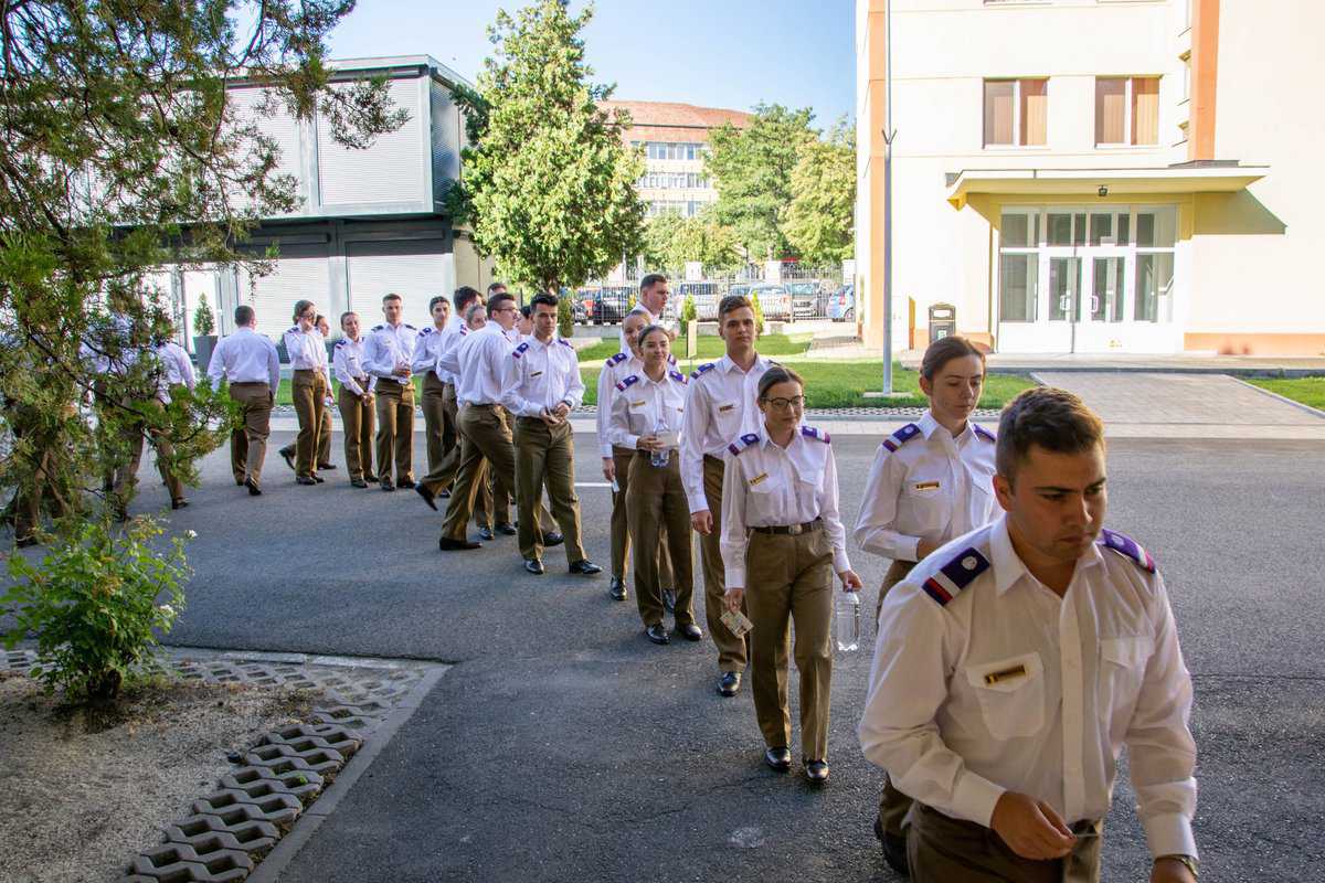 foto: emoții pentru studenții aft sibiu - susțin examenele de licență și diplomă